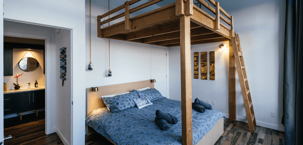 Second bedroom at Chalet Villa Bianca | Luxury cottages for rent in Lanaudiere | Chalets Zenya