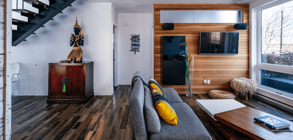 Living room at Chalet Villa Bianca | Luxury cottages for rent in Lanaudiere | Chalets Zenya