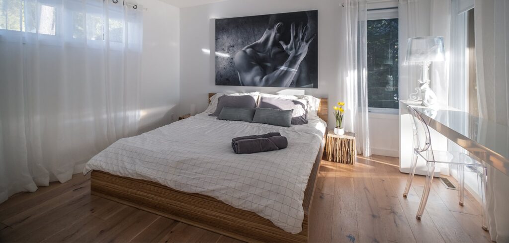 Chambre des maîtres au Chalet DesignPur | Chalets de luxe à louer dans Lanaudière | Chalets Zenya